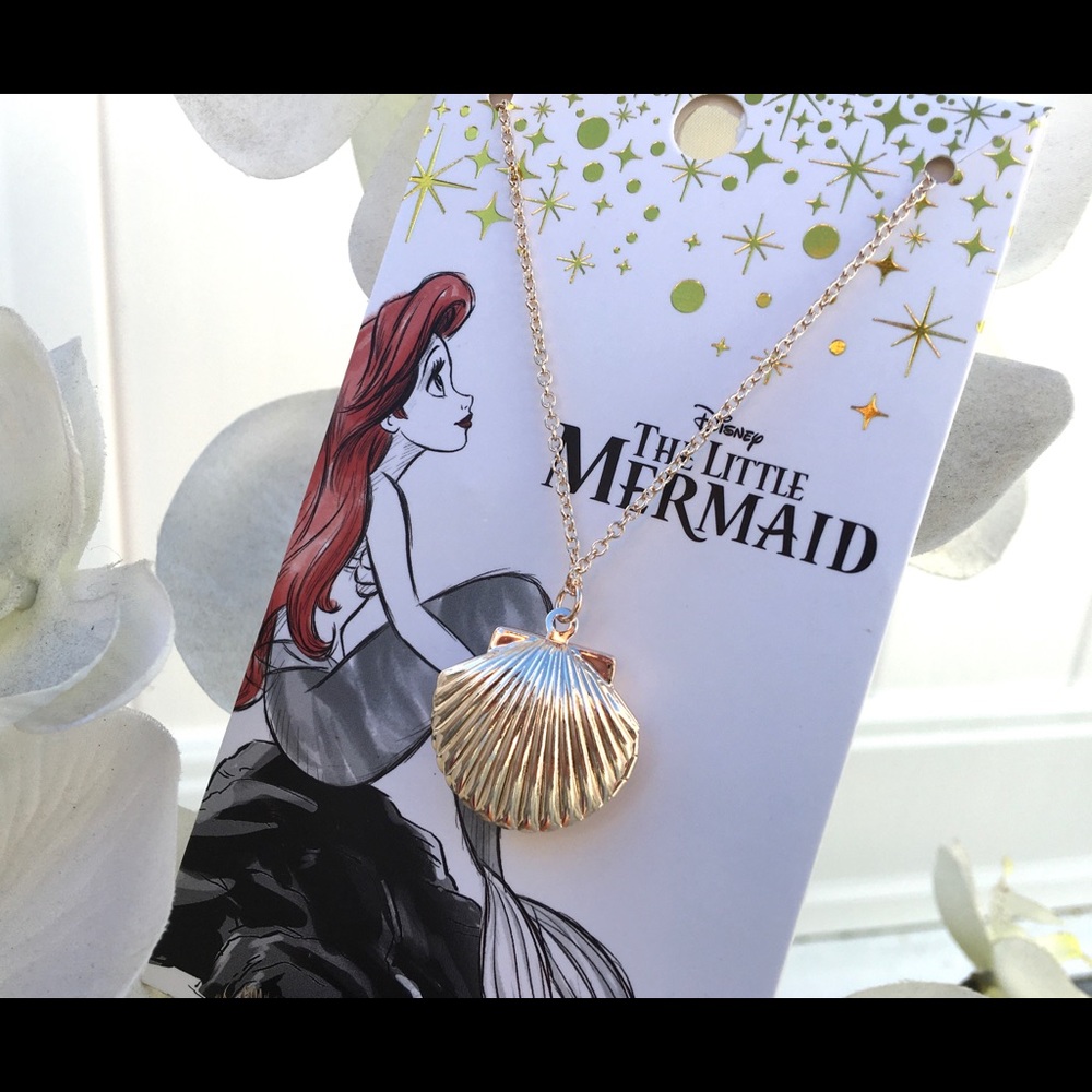 Seashell 🐚Locket Necklace - Picture 3 of 8